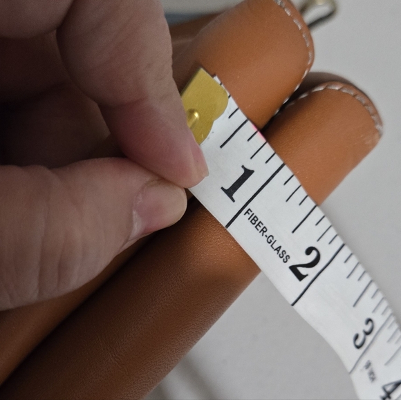 Tory Burch Cuoio Miller Tan Crossbody Bag with Replaced Patterned Strap - Picture 13 of 16